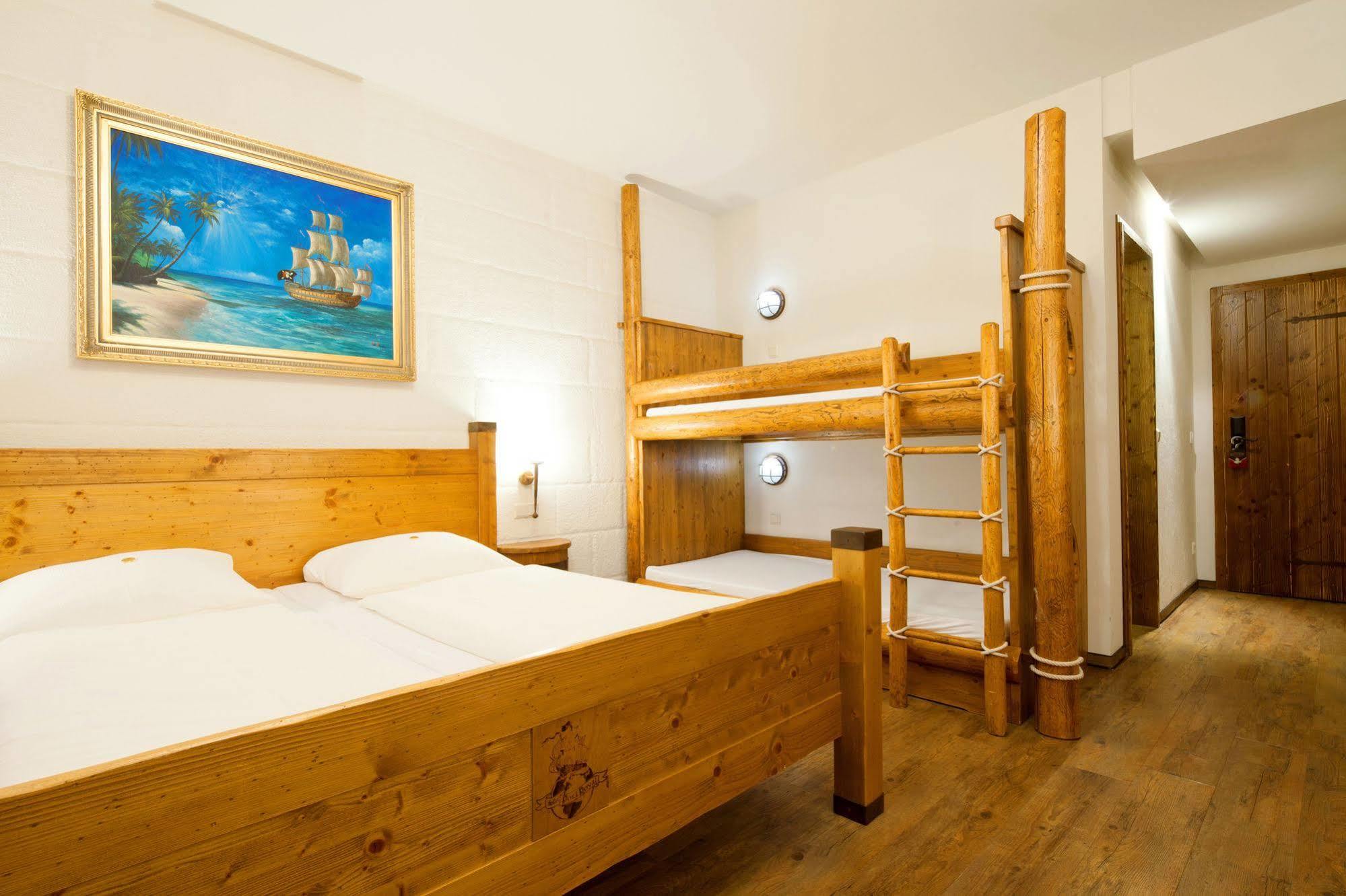 Heide Park Abenteuerhotel Soltau Ngoại thất bức ảnh